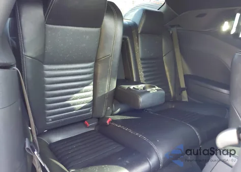 2010 Dodge Challenger R/T z USA, uszkodzony, nr VIN 2B3CJ5DT4AH144855